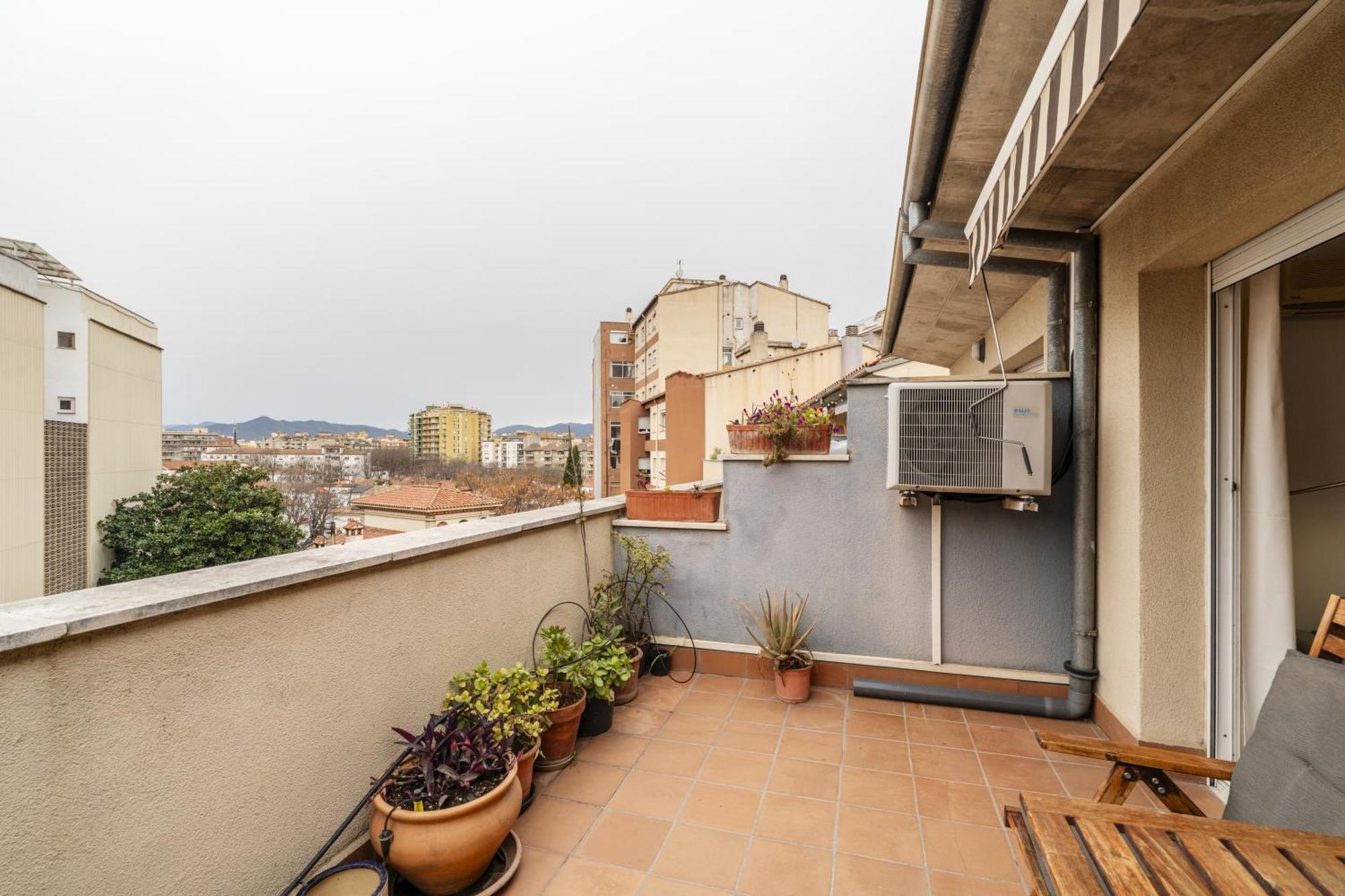 Apartamento Con Dos Grandes Terrazas En Girona Ngoại thất bức ảnh